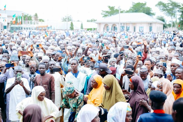 Les avantages des panneaux solaires photovoltaïques selon les clients